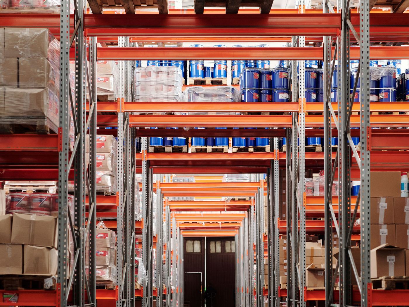Retail & Warehouses